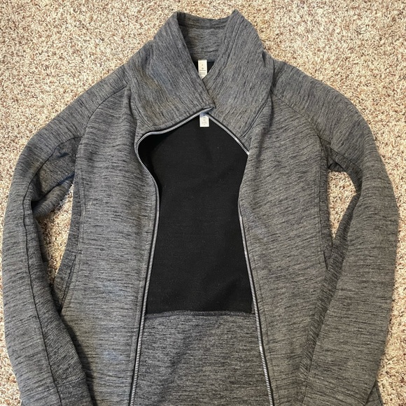 Lululemon Radiant Jacket II - Picture 6 of 10